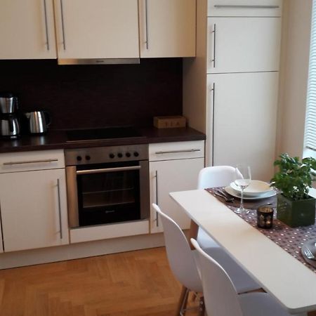 Apartment Musikviertel Lipsia Esterno foto