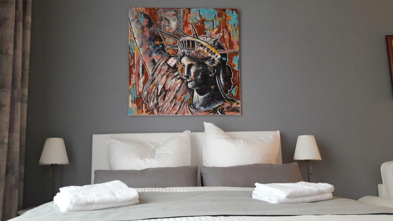 Apartment Musikviertel Lipsia Esterno foto