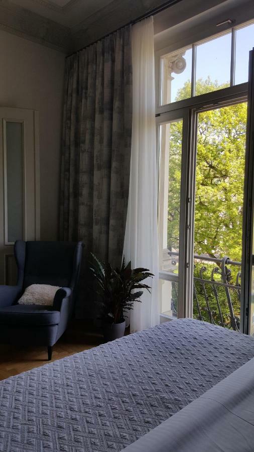 Apartment Musikviertel Lipsia Esterno foto