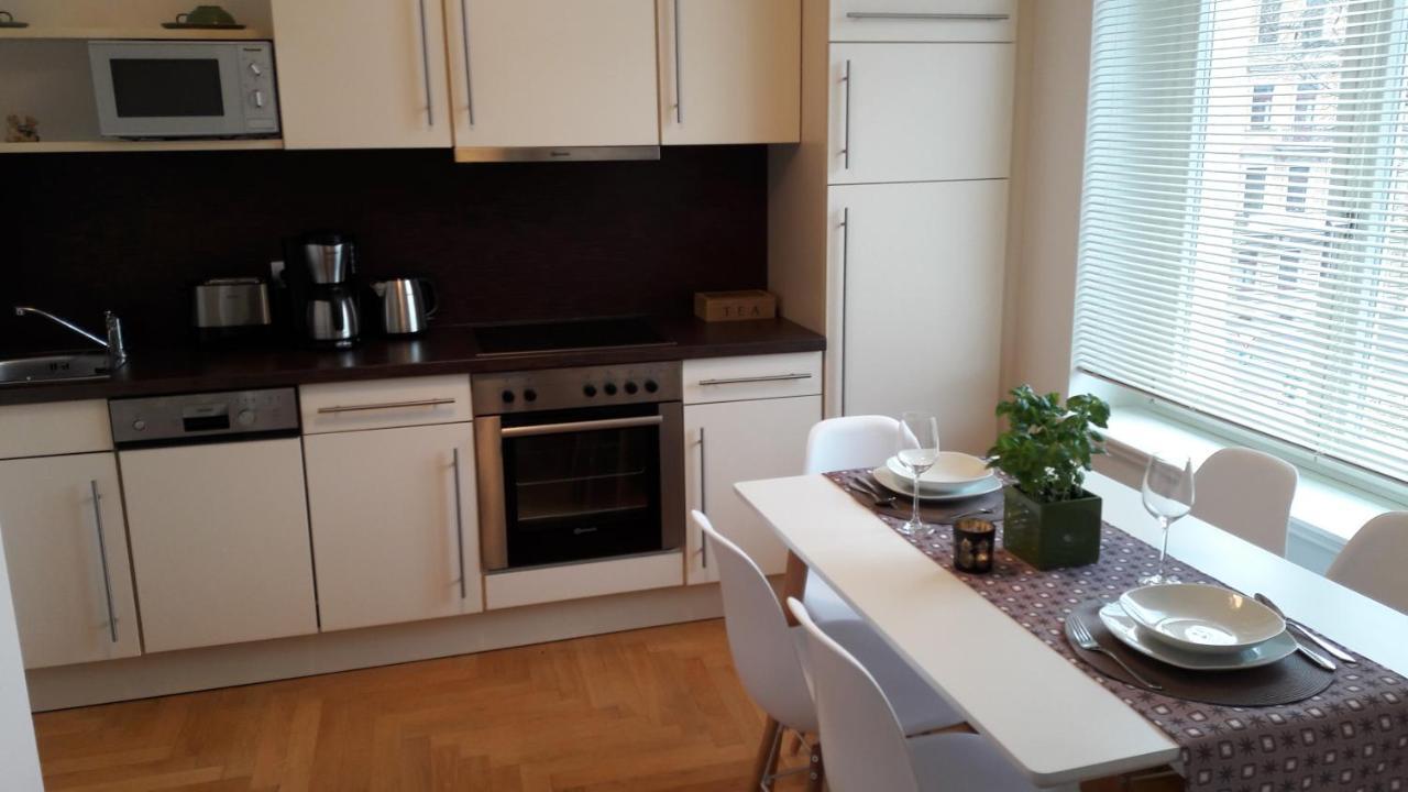 Apartment Musikviertel Lipsia Esterno foto